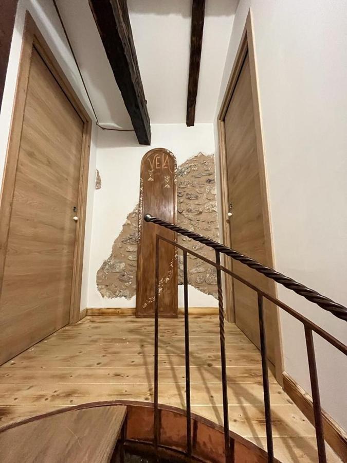 Bed and Breakfast Domus Vela Fornelli Exterior foto