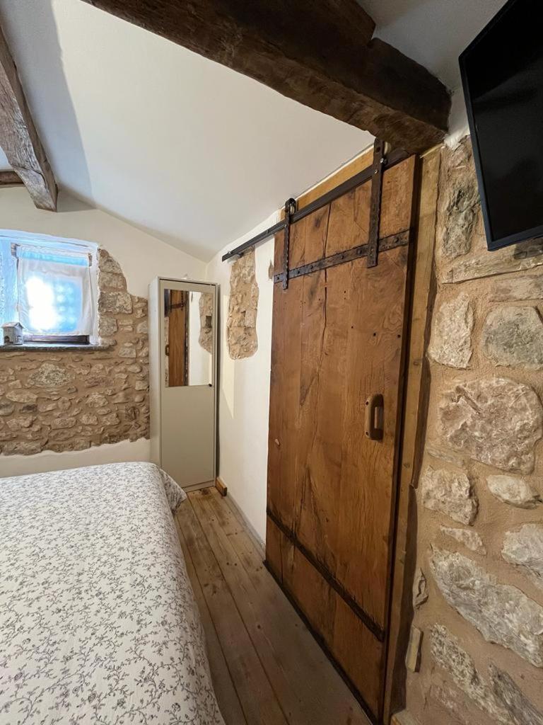Bed and Breakfast Domus Vela Fornelli Exterior foto
